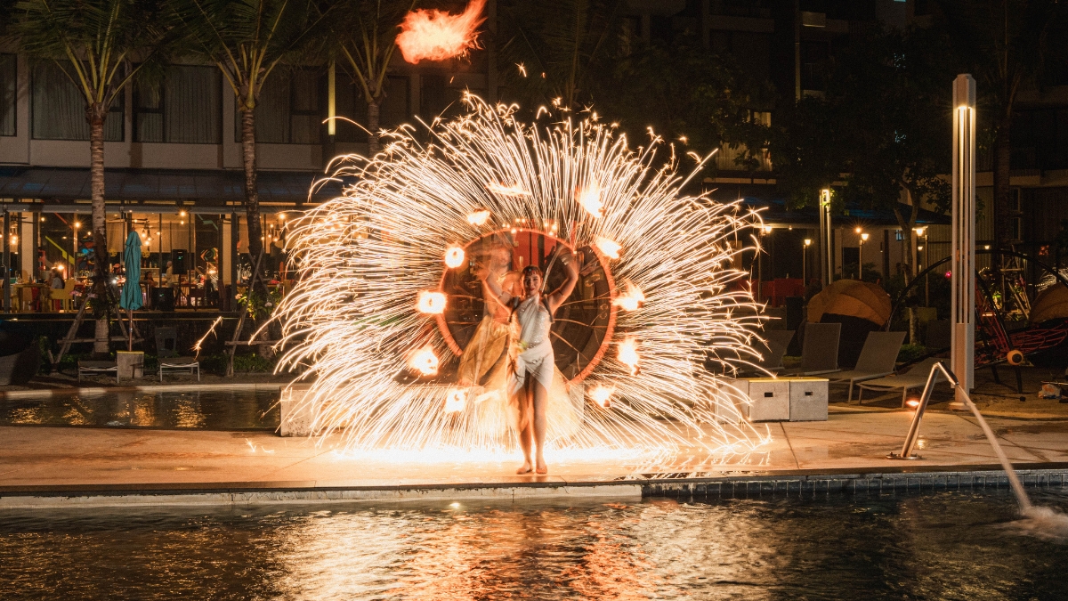 Enjoy 25% Off when you Stay & Celebrate this festive season at Cassia Phuket.